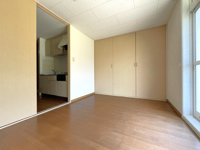 サンヴィレッジシラハタⅢの洋室