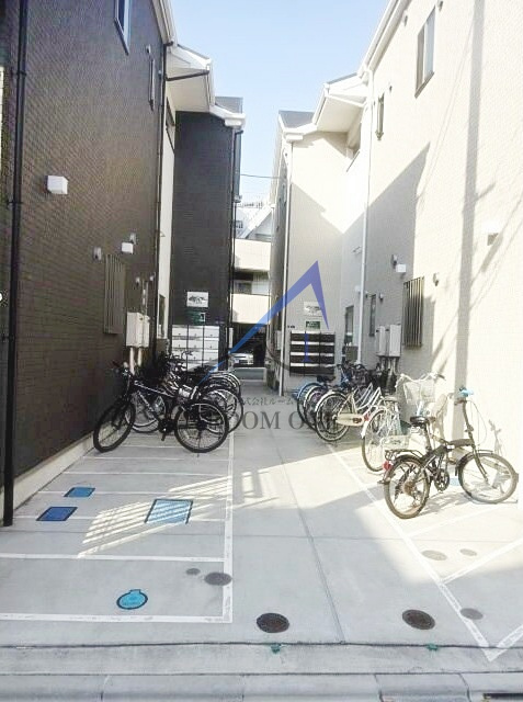 スプロートＥＡＳＴのエントランス|エントランスです。