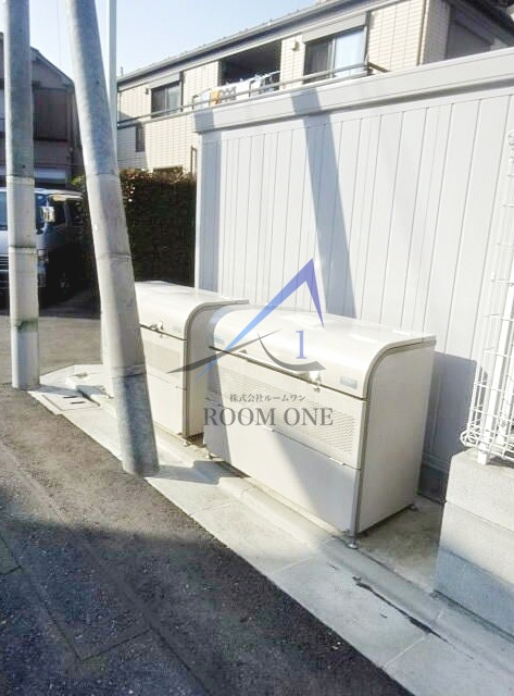 スプロートＥＡＳＴ