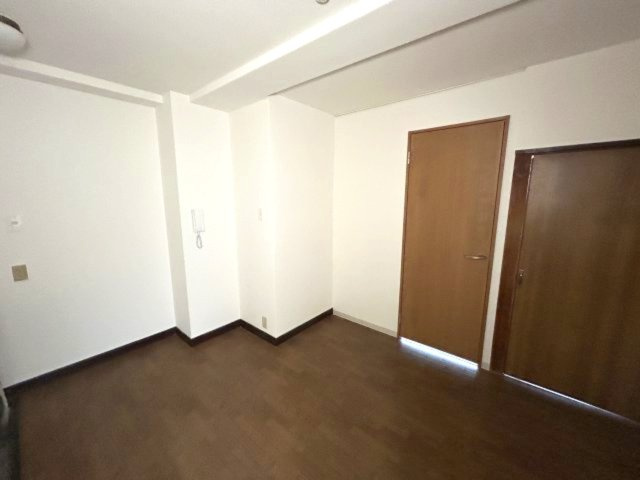 辻川マンションの居間・リビング