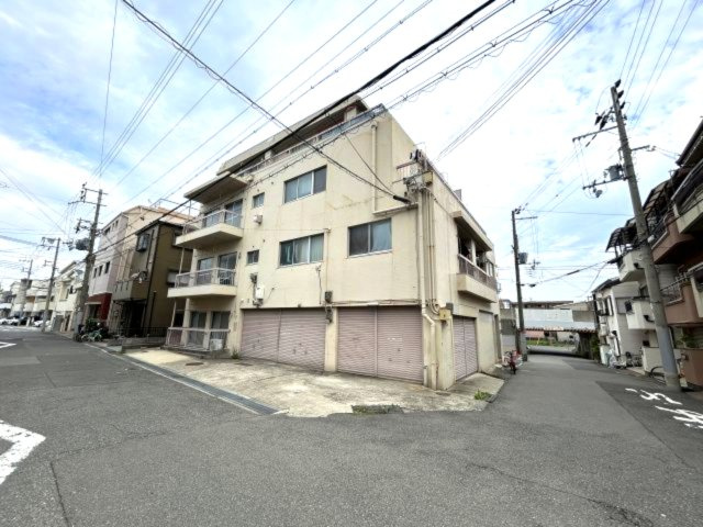 辻川マンションの外観