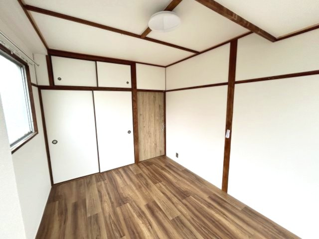 辻川マンションの居間・リビング