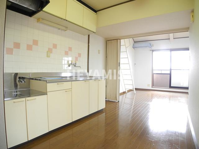 ハイツプリメーラの居間・リビング|※類似間取りの別のお部屋の写真です※