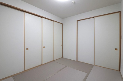 【外観】 | イトーピア豊中緑丘ロジュマン | こちらのサイトに掲載されている全ての物件が、当社にてご紹介可能です！気になる物件がありましたら、弊社スタッフまでお気軽にお問合せ下さいませ。