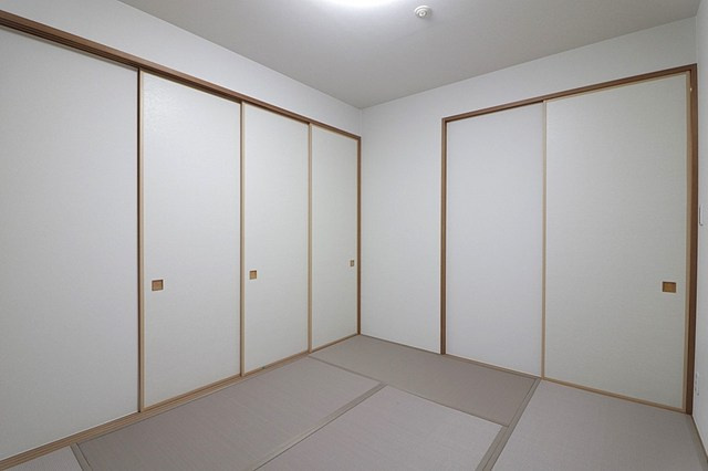【和室】 | イトーピア豊中緑丘ロジュマン | こちらのサイトに掲載されている全ての物件が、当社にてご紹介可能です！気になる物件がありましたら、弊社スタッフまでお気軽にお問合せ下さいませ。