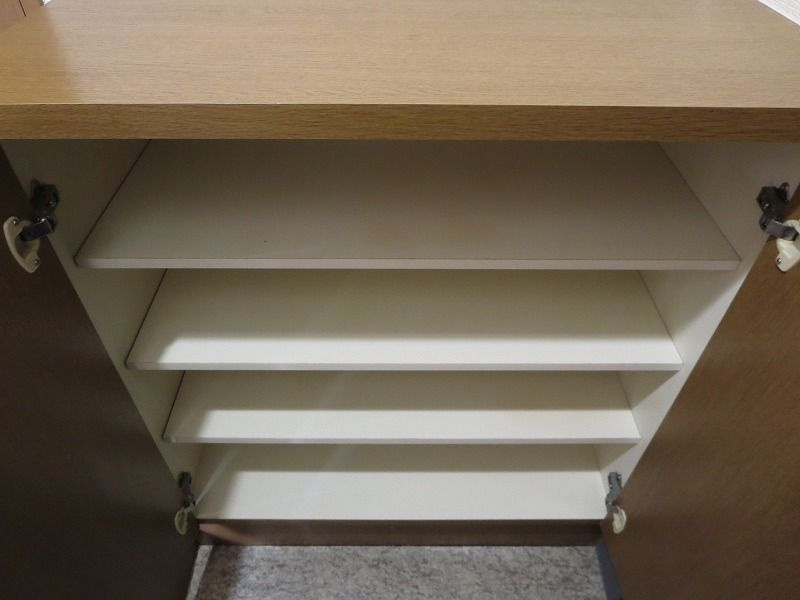 萩原ビルの玄関