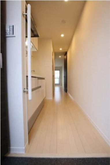 Blau高円寺の玄関