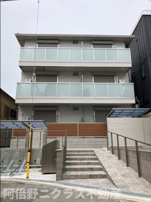 WEST　GARDEN　HILLS