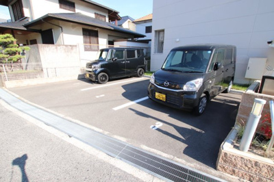 【駐車場】 | メゾンドソレイユ