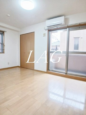 【居間・リビング】 | ステュディオ入江 | 洋室のお部屋です。