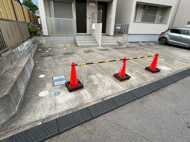 ディライト薬円台Ａ棟の駐車場|★駐車場★