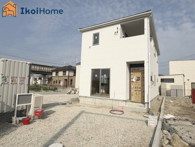 明石市二見町西二見　全3棟　4号棟　新築戸建のその他|◆同社施工例◆土地の大きさにより駐車台数は2～4台程度になります