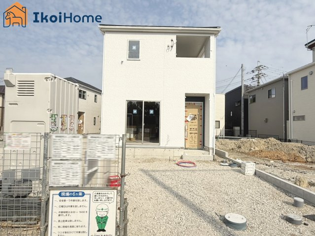 明石市二見町西二見　全3棟　4号棟　新築戸建の駐車場|●年中無休：見学時間9:00～20:00・当日予約可●駐車場は2～3台になります。バイクや自転車も可！