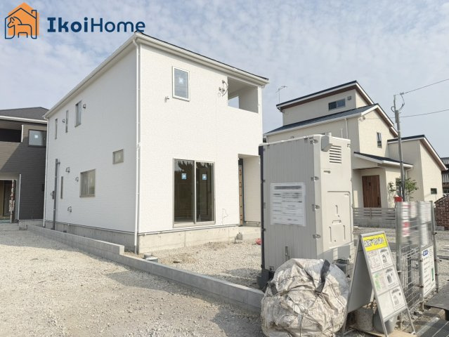明石市二見町西二見　全3棟　4号棟　新築戸建のエントランス|●資料・カタログのご請求無料●スーパーやコンビニ、飲食店、病院など徒歩圏内の施設も多々あります。