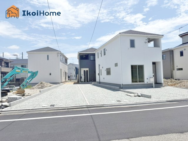 明石市二見町西二見　全3棟　4号棟　新築戸建の前面道路含む現地写真|【ホームページに現地動画掲載中】●年中無休：当日予約可●前面道路約7.8ｍ有！駐車の際も安心です！