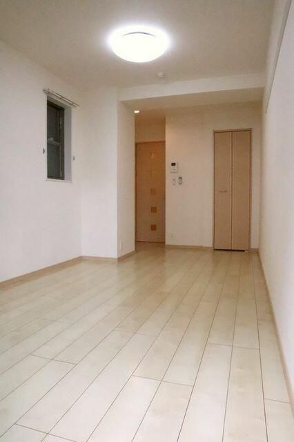 フレスクーラ神楽坂