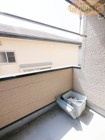 加古川市尾上町口里　中古戸建のバルコニー