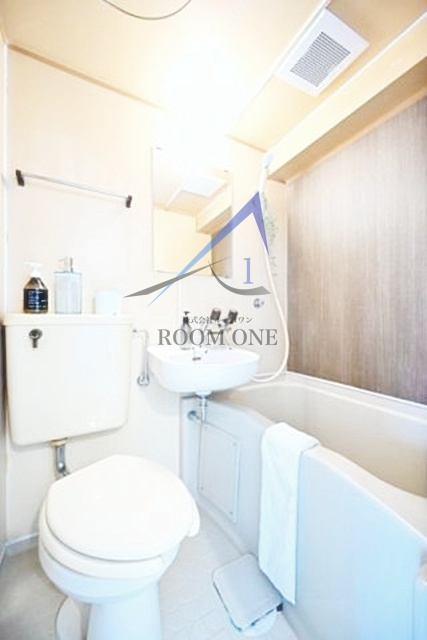 フォーラムイン東京１の浴室|お風呂です。