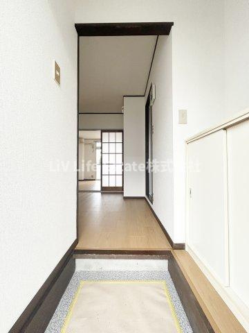 シティーハイツ奈良橋の玄関