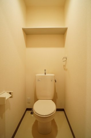 東砂エルフィンのトイレ|※別部屋の参考写真になります。