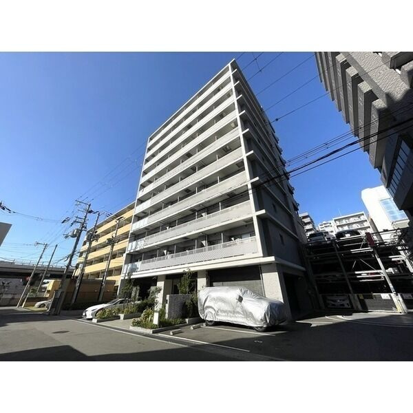 コンフォリア江坂広芝町の外観