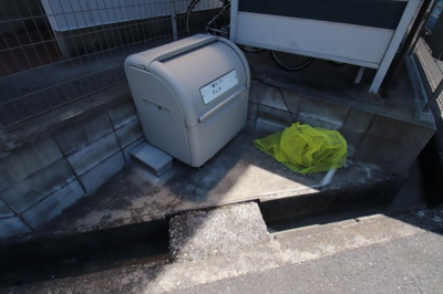 【設備】 | 山本ハイツ | 敷地内ゴミ捨場