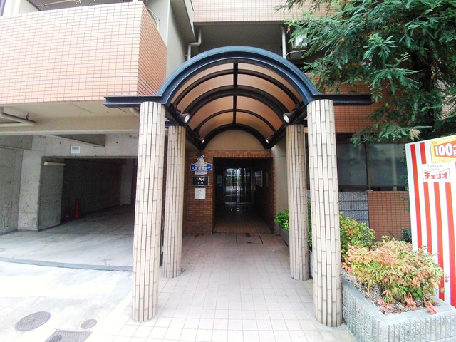 VIVANT青木のエントランス|落ち着いたエントランスです