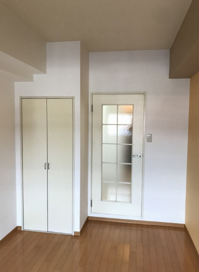 VIVANT青木の内装|明るい室内です