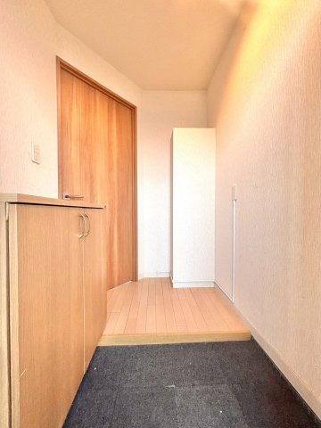 EXCEL田中町の玄関