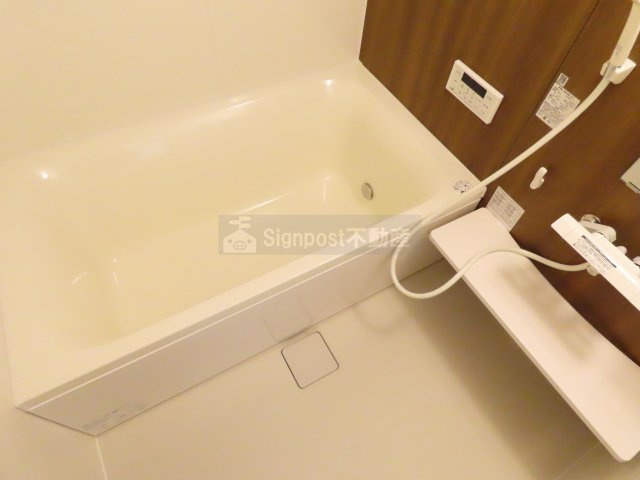 Signpost　クロスの浴室