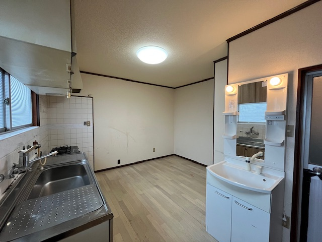 堺市中区福田貸家の居間・リビング