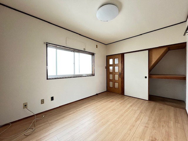 堺市中区福田貸家の洋室
