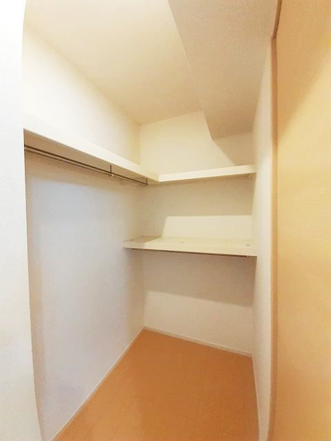 ウィステリアタウン　Ⅲの収納