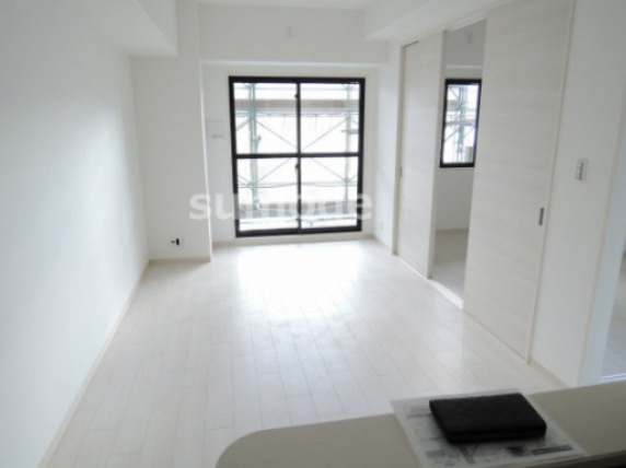 山崎マンション16高槻芥川の居間・リビング