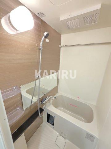 プレサンス京橋ＧＲＥＥＮ　ＹＡＲＤアルミラの浴室