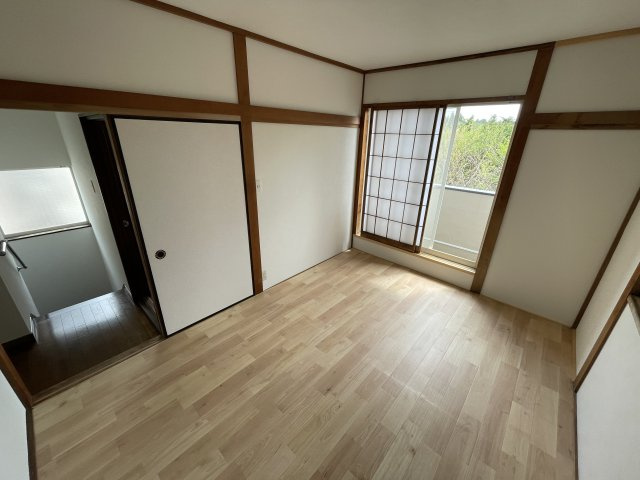 極楽寺Ⅱ貸家の洋室