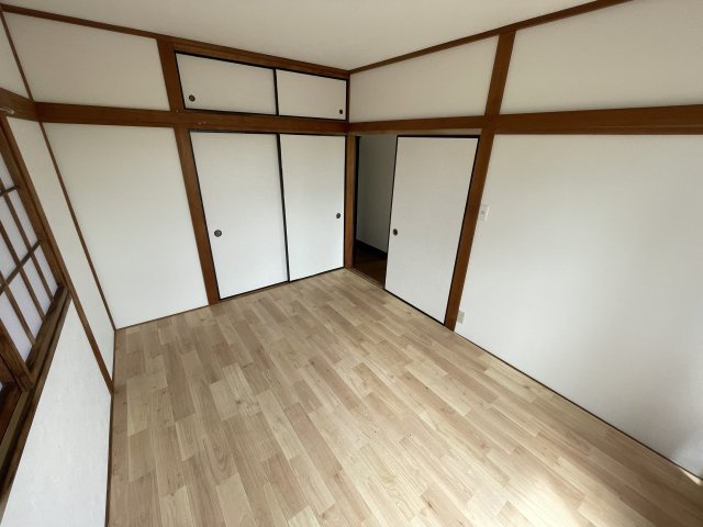 極楽寺Ⅱ貸家の洋室