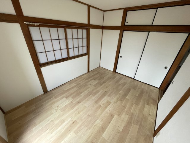 極楽寺Ⅱ貸家の洋室
