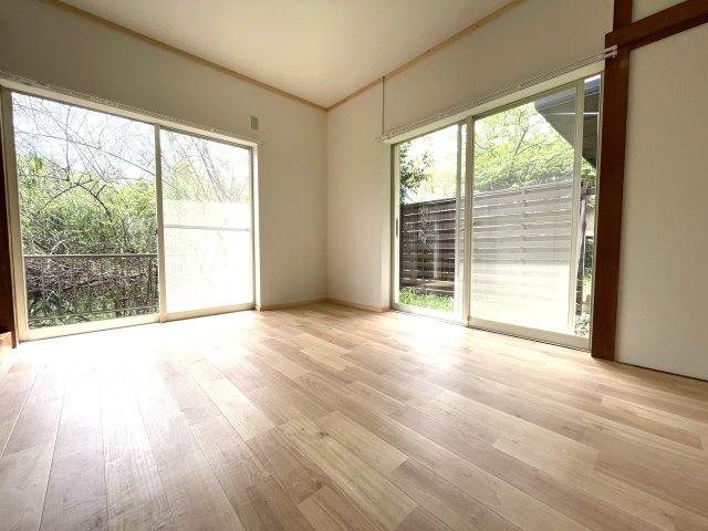 極楽寺Ⅱ貸家の洋室