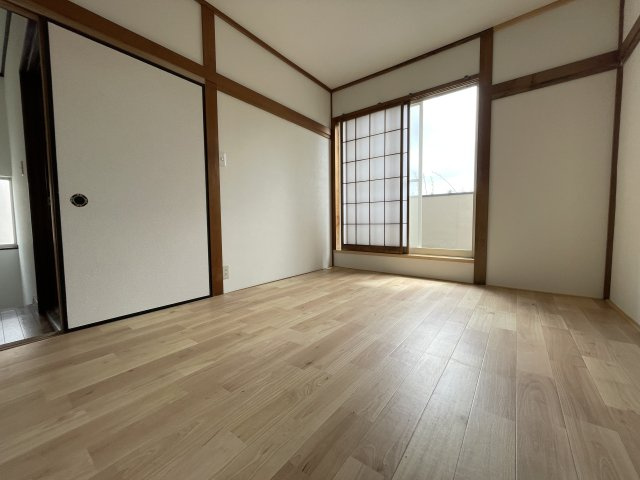 極楽寺Ⅱ貸家の洋室