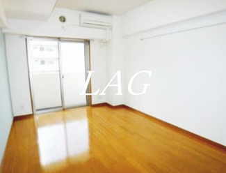 【居間・リビング】 | アジリア浦安 | 洋室のお部屋です。