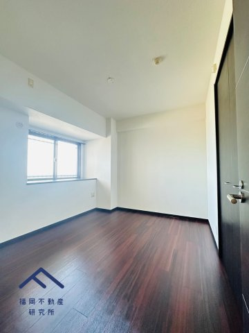 Ｊ’ｓＭＡＮＳＩＯＮ新宮ステーションの洋室