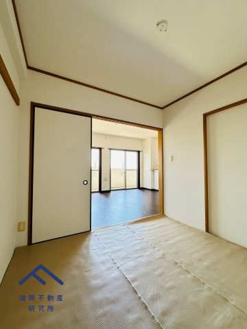 Ｊ’ｓＭＡＮＳＩＯＮ新宮ステーションの和室