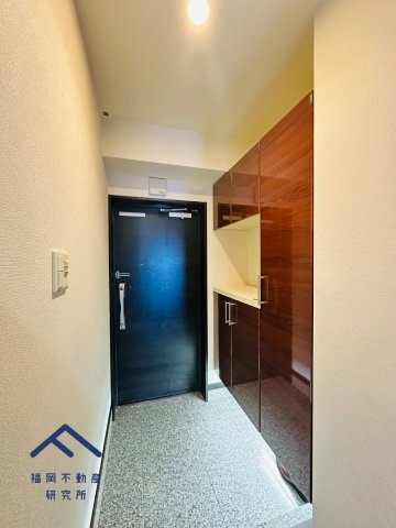 Ｊ’ｓＭＡＮＳＩＯＮ新宮ステーションの玄関