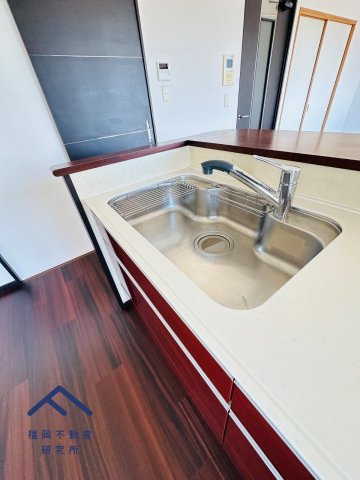Ｊ’ｓＭＡＮＳＩＯＮ新宮ステーションのキッチン