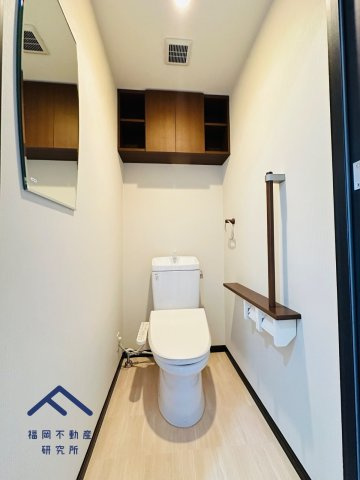 Ｊ’ｓＭＡＮＳＩＯＮ新宮ステーションのトイレ
