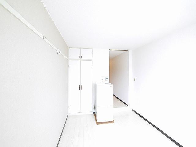 ルミエールタナカの寝室|落ち着いて過ごせるお部屋なので、寝室にいかがでしょうか