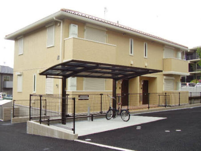 ペルーシェ B棟