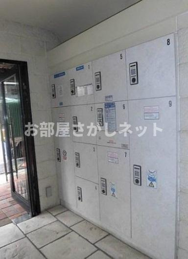 フェニックス北新宿エルミタージュ【おとり物件なし】#学生・社会人にオススメ！初期費用分割払いOK！のその他共用部分|宅配ボックス