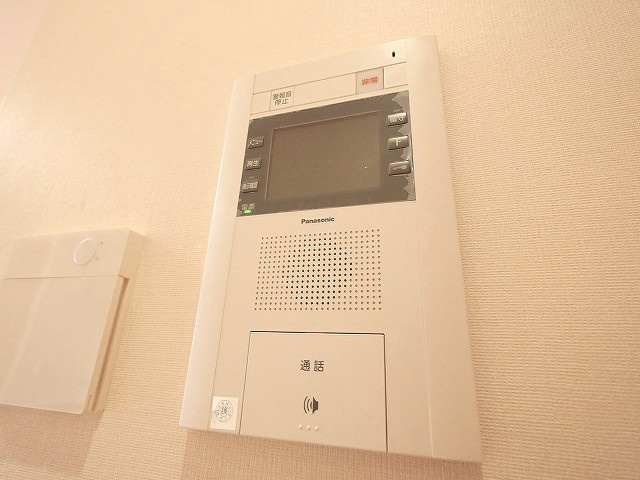 セントアージュ奈良のセキュリティ|モニター付きインターホンです